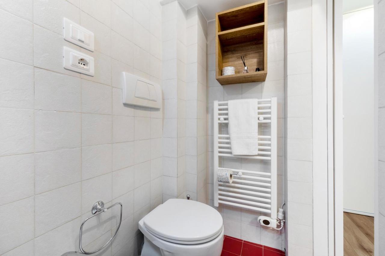 Room Fiore - Ponte Vecchio Mini Studio Florence Exterior photo